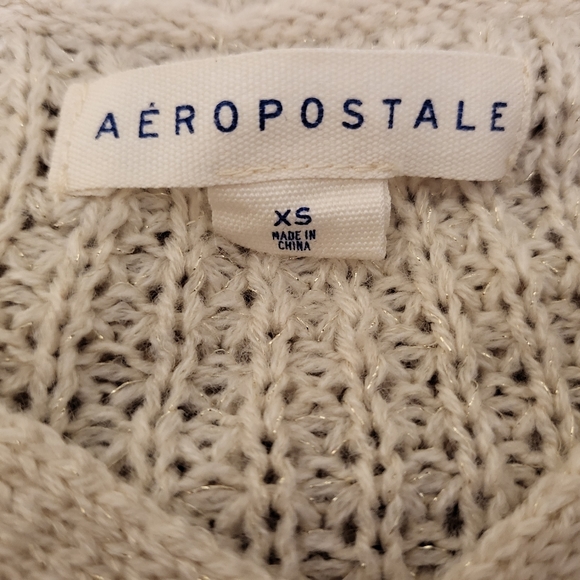 Womens Aeropostale sweater - Picture 3 of 4